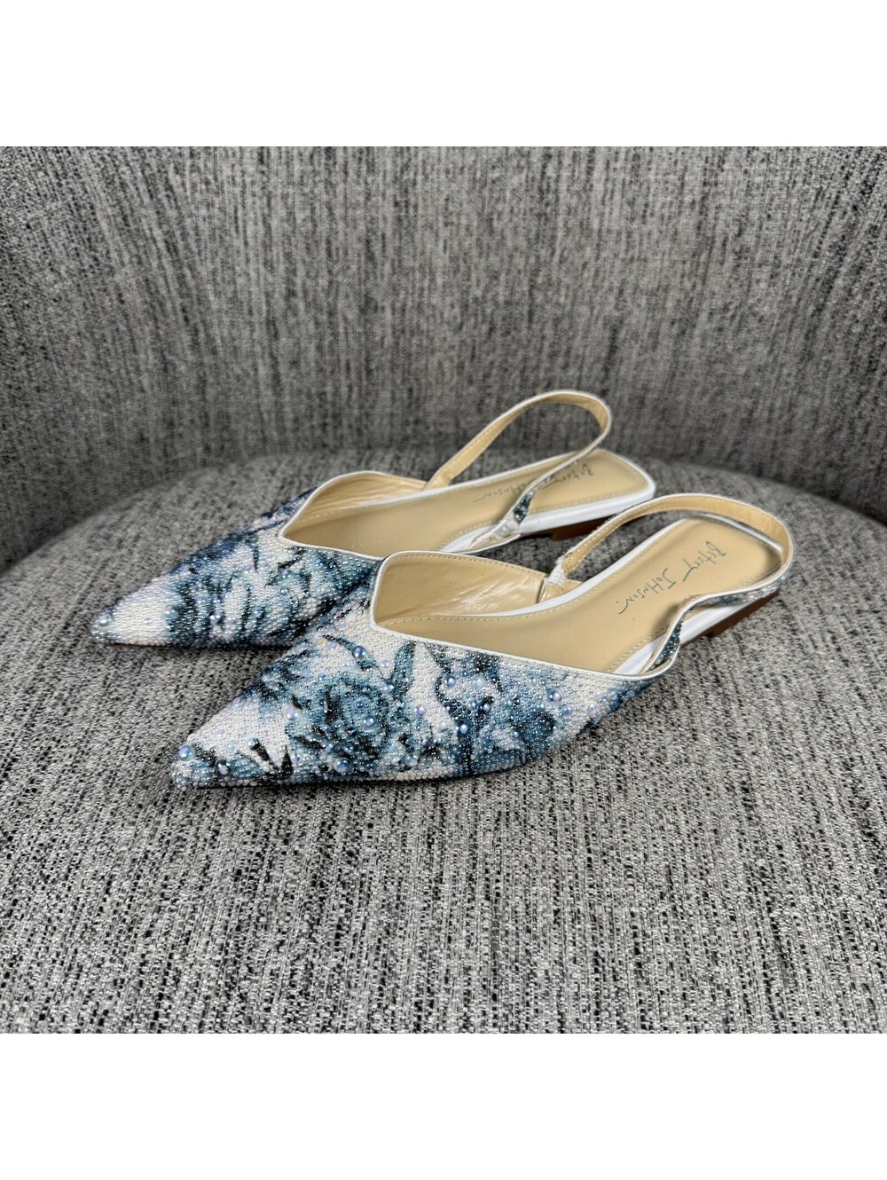 Betsey Johnson Vance Blue Rhinestone Embellished Slingback Pointed Flats Size 8M